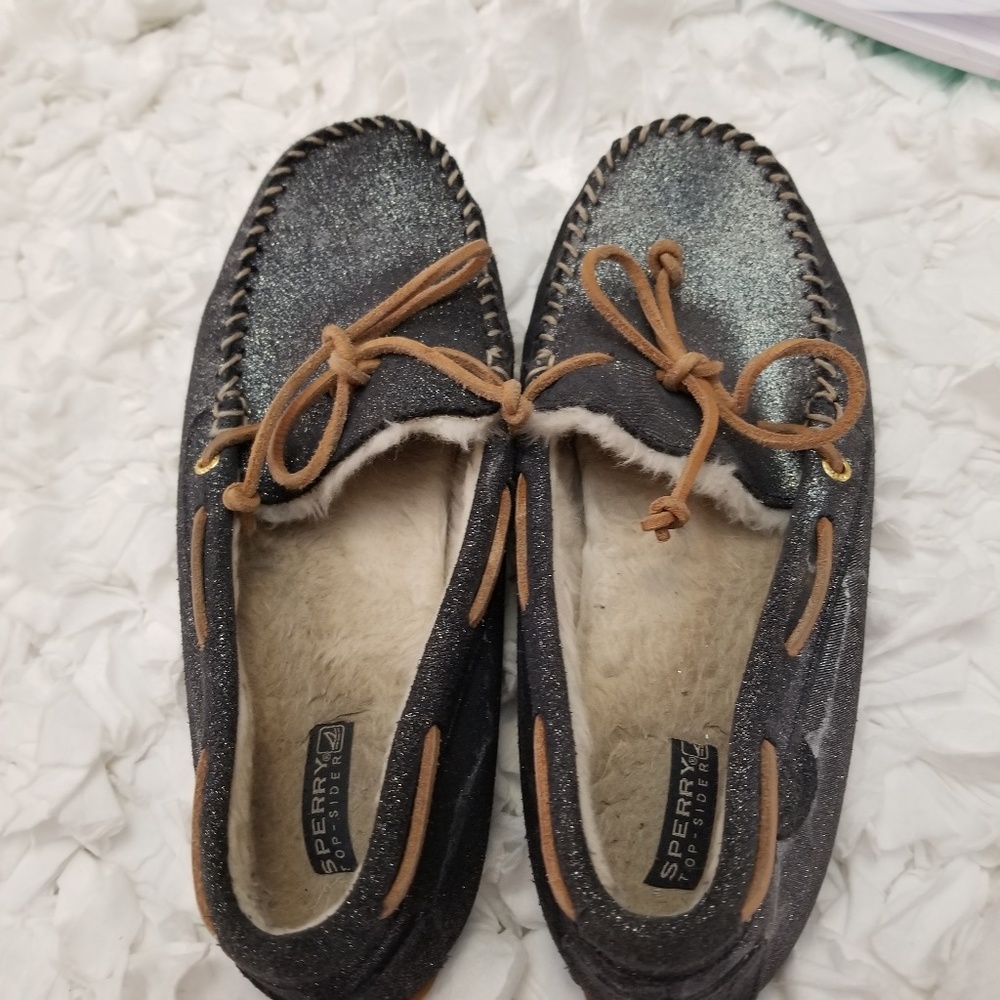 Sperry Top Sider Faux Fur Lined Boat Shoes.